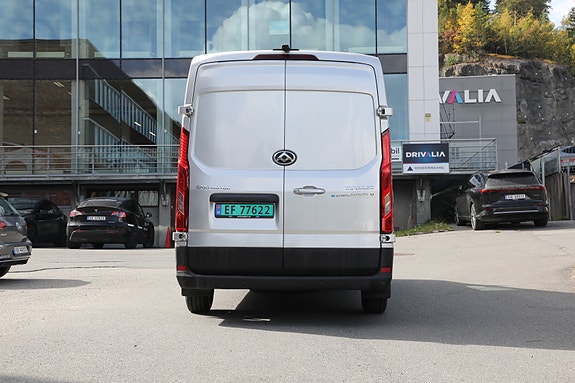 Maxus e-Deliver 9 7 of 25