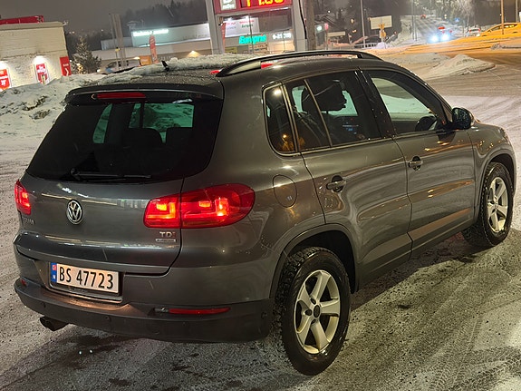 Volkswagen Tiguan 16 of 19