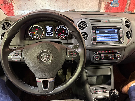 Volkswagen Tiguan 10 of 19