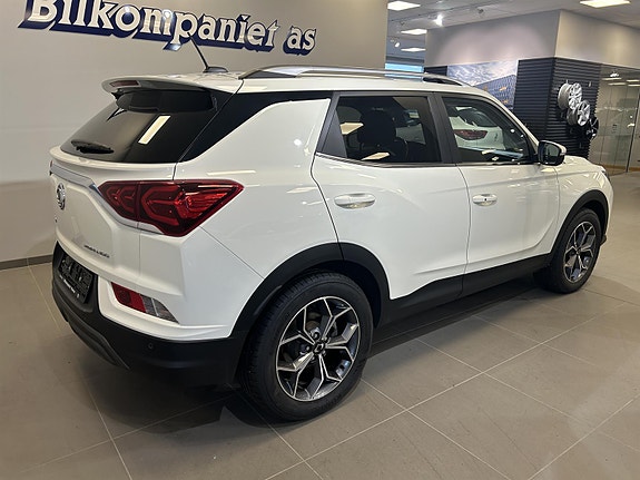 SsangYong Korando 3 of 5