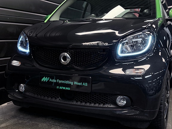 Smart Fortwo 3 of 5