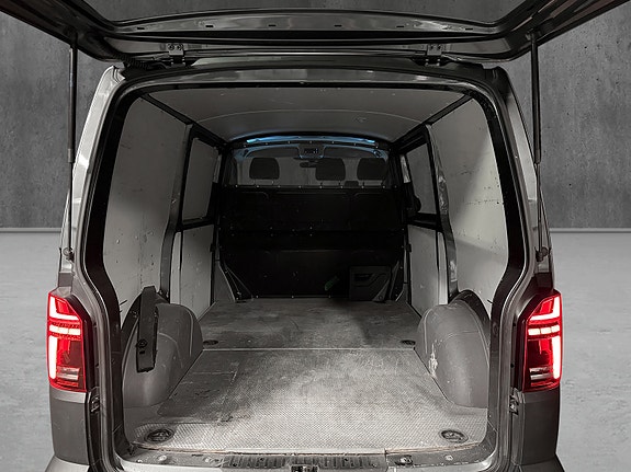 Volkswagen Transporter 20 of 21
