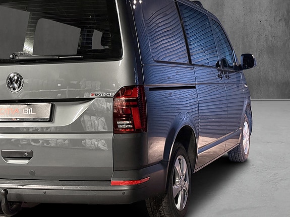 Volkswagen Transporter 10 of 21