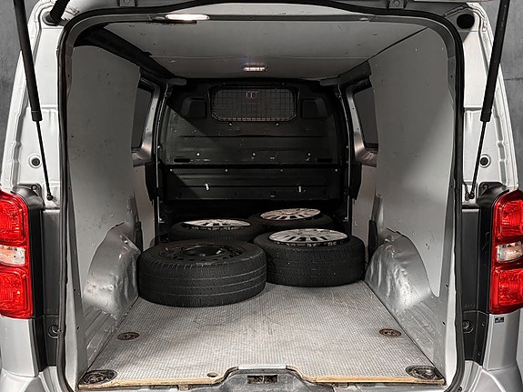 Toyota Proace 24 of 26
