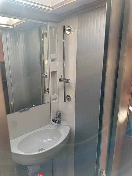 Hymer EX644 9 of 12