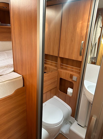Hymer EX644 8 of 12