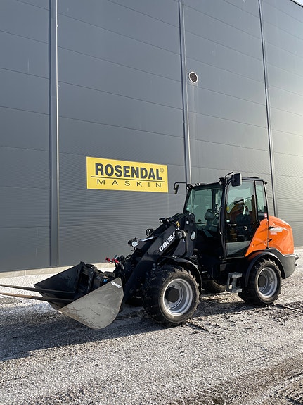 Doosan DL80 3 of 5