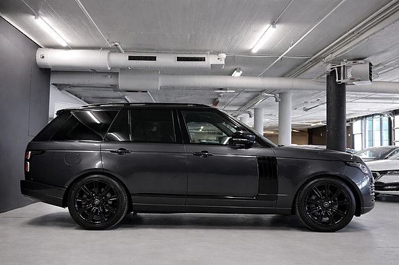 Land Rover Range Rover 2 of 5
