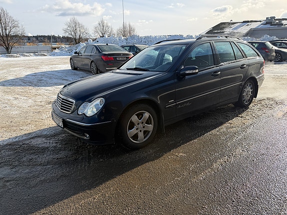 Mercedes-Benz C180 4 of 14