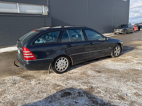 Mercedes-Benz C180 6 of 14