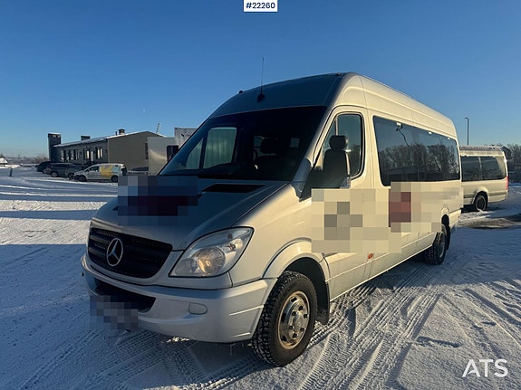 Mercedes-Benz 2009 Mercedes Sprinter 515 minibuss – 17 seter