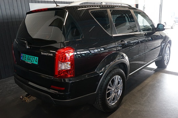 SsangYong Rexton W 8 of 22