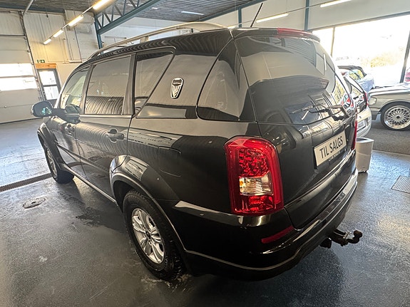SsangYong Rexton W 4 of 22