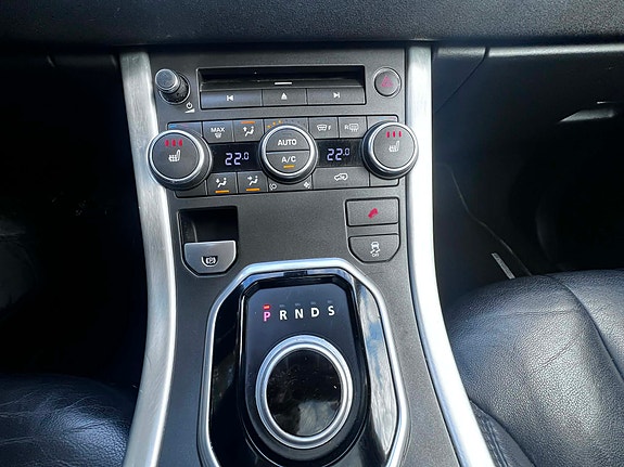 Land Rover Range Rover Evoque 11 of 14