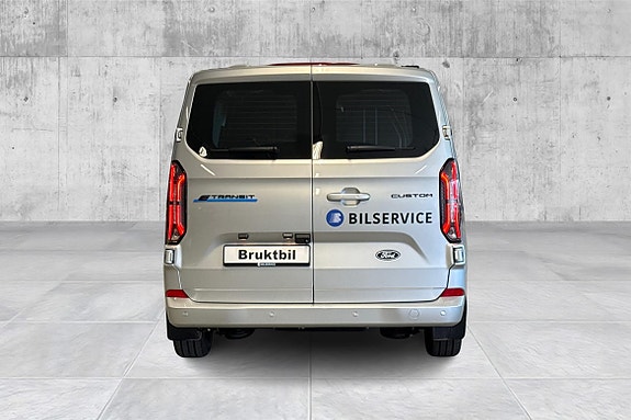 Ford Transit Custom 3 of 5