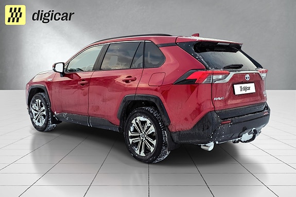 Toyota RAV4 6 of 21