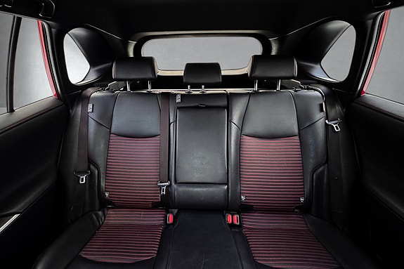 Toyota RAV4 19 of 21