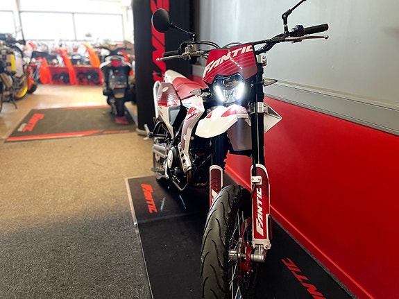 Fantic Performance 125cc 3 of 5
