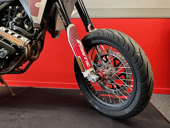 Fantic Performance 125cc 12 of 13