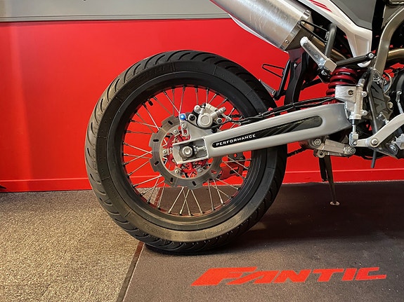 Fantic Performance 125cc 10 of 13