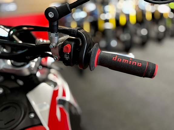 Fantic Performance 125cc 8 of 13