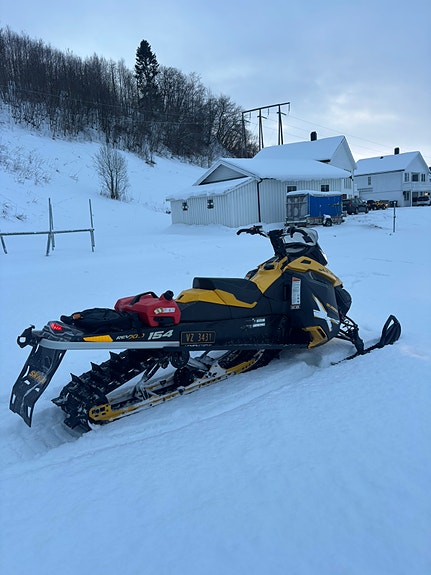 Ski-doo Summit X 800R 5 of 30