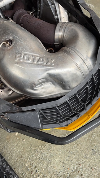Ski-doo Summit X 800R 21 of 30