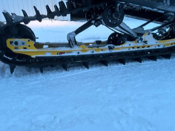 Ski-doo Summit X 800R 15 of 30