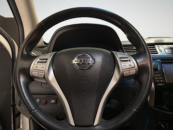Nissan Navara 15 of 27