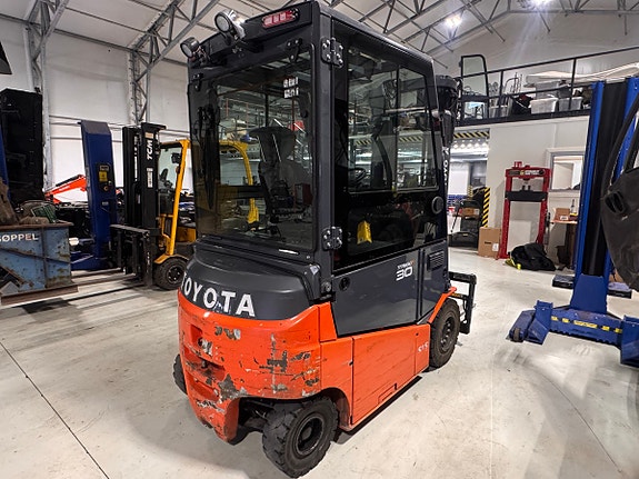 Toyota Elektrisk Gaffeltruck 8FBMKT30 5 of 5