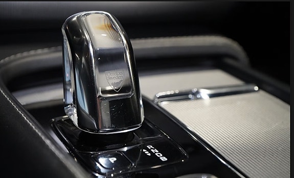 Volvo XC90 22 of 30