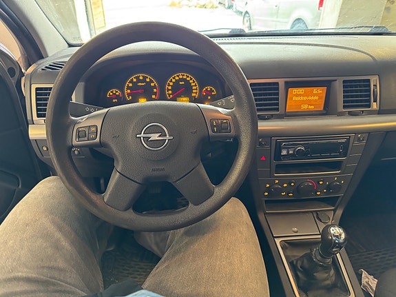 Opel Vectra 5 of 7