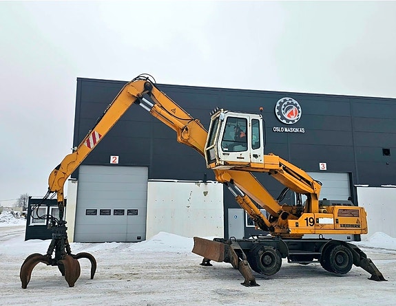 Liebherr A924 Litronic, 2000 mod, 12980 timer, klo/grabb.