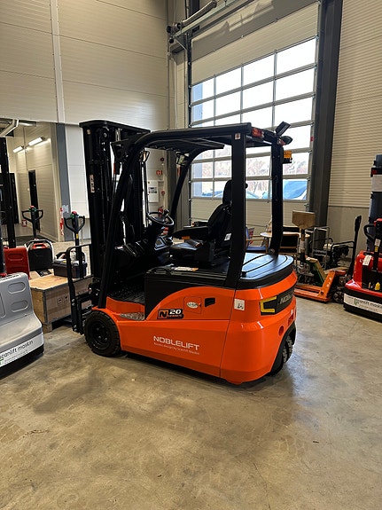 Noblelift 3 hjulet 2 T truck med litium batteri, på lager i Trondheim!