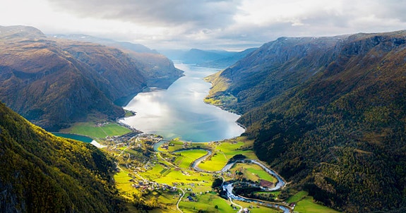 Skjolden, helt innerst i Sognefjorden