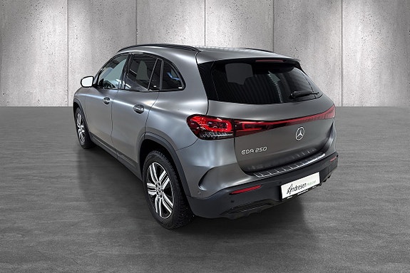 Mercedes-Benz EQA250 4 of 23