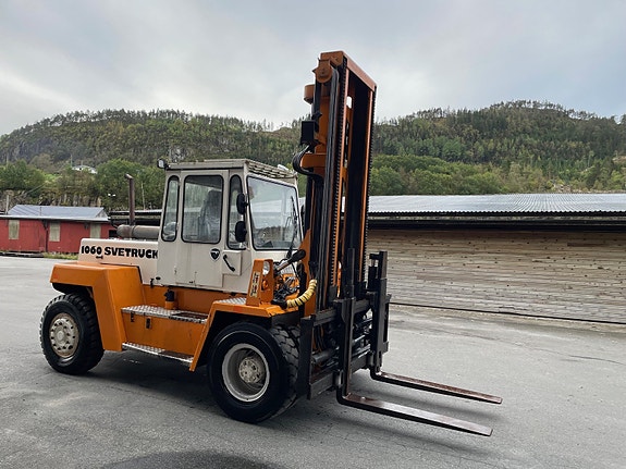 Svetruck Svetruck 1060 - 1985mod 10Tonn på 600mm. ca5m løftehøyde 3 of 3