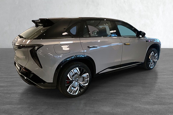 Hongqi EHS7 4 of 5