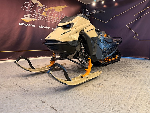 Ski-doo Summit Edge 850 E-TEC 3 of 5