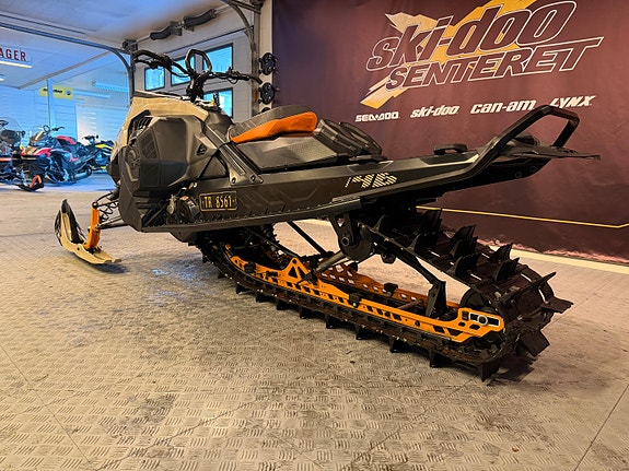 Ski-doo Summit Edge 850 E-TEC 4 of 5