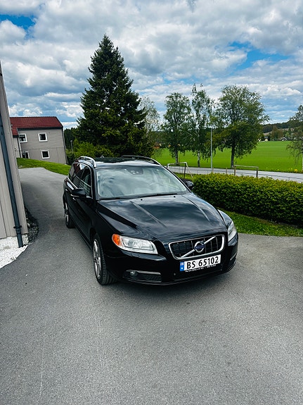 Volvo V70 20 of 29