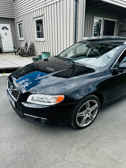 Volvo V70 27 of 29