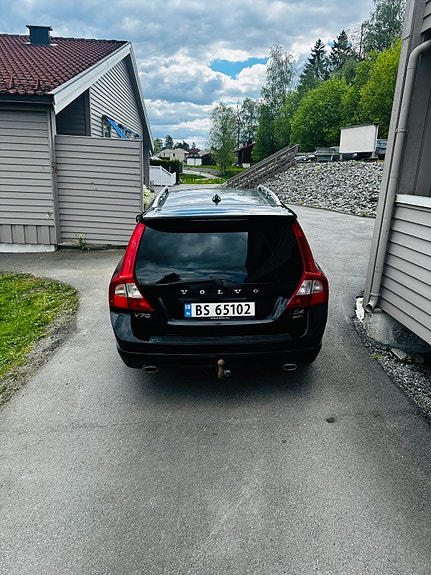 Volvo V70 16 of 29