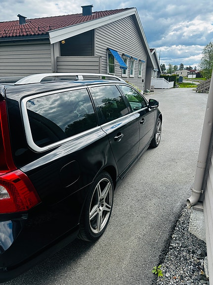 Volvo V70 22 of 29