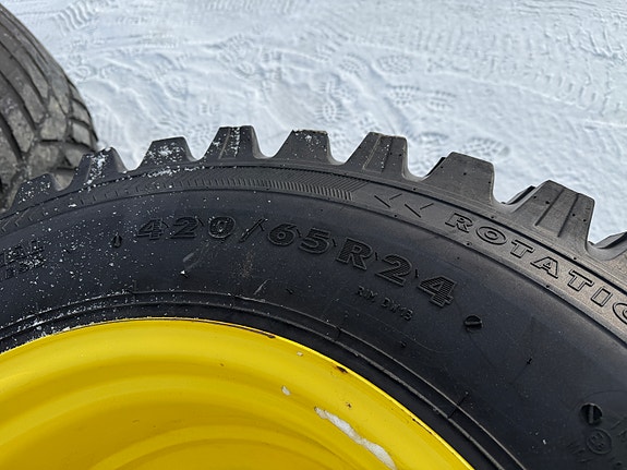 Nokian tri2 hjulsett til John deere