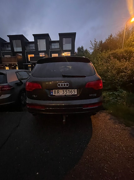 Audi Q7 6 of 25