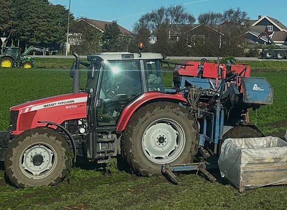 Massey Ferguson 6470 4 of 27