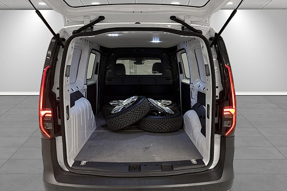 Volkswagen Caddy Maxi 15 of 23