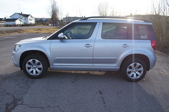 Skoda Yeti 2 of 30
