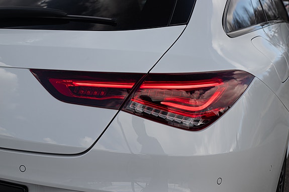 Mercedes-Benz CLA250 e 9 of 30